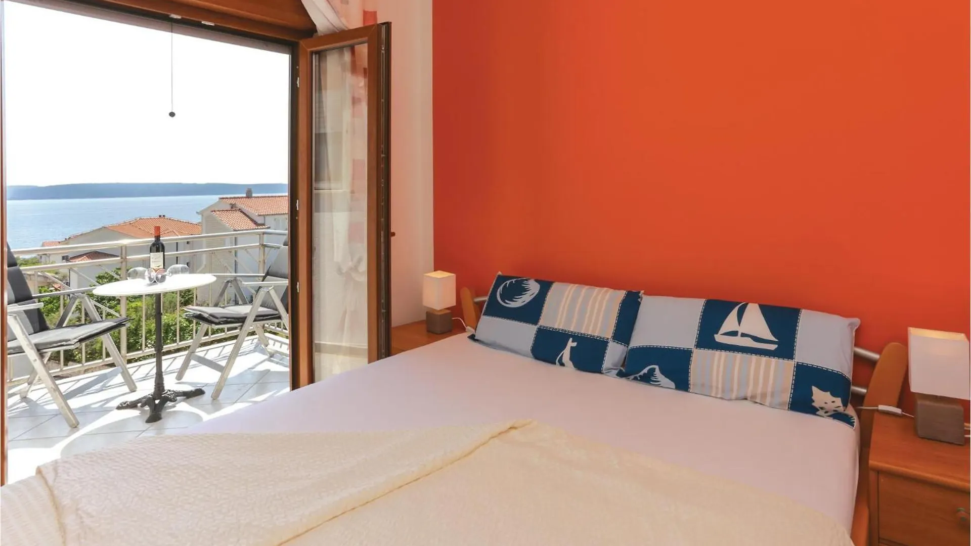 Gorgeous Apartment In Okrug Gornji With Kitchen Trogir Kroatien